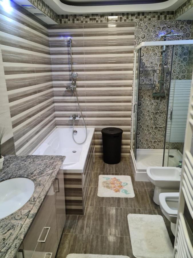 בראשוב Premium Apartment Isaran מראה חיצוני תמונה