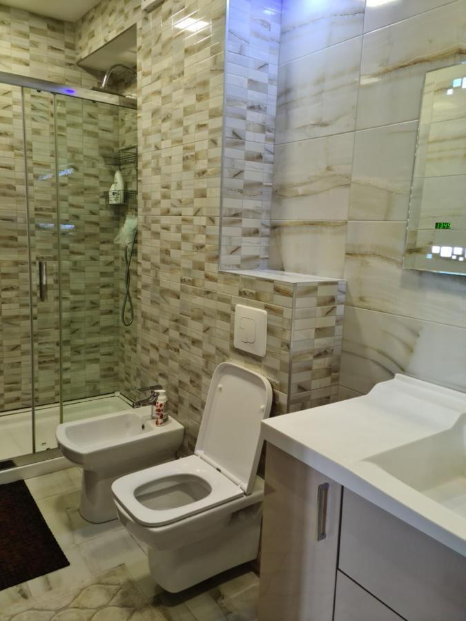 בראשוב Premium Apartment Isaran מראה חיצוני תמונה